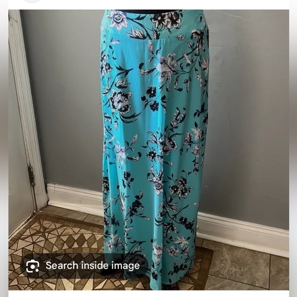 Floral Maxi Skirt in beautiful blu hues, size 18/20 - Picture 1 of 8